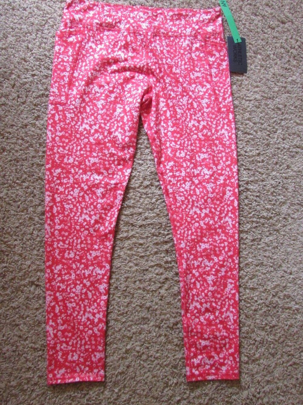 NWT Athletic Works XL 14/16 Red Floral Athletic Core Leggings Side Pockets